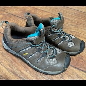 Keen hiking boots